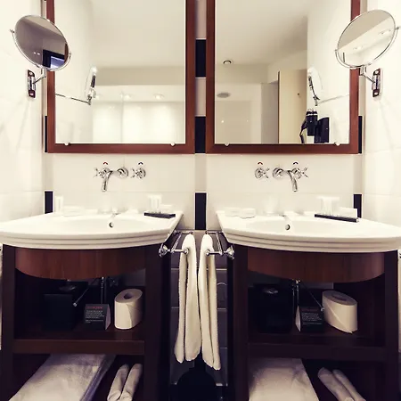 Banks Mansion - Boutique Hotel 4*