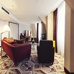 Banks Mansion - Boutique